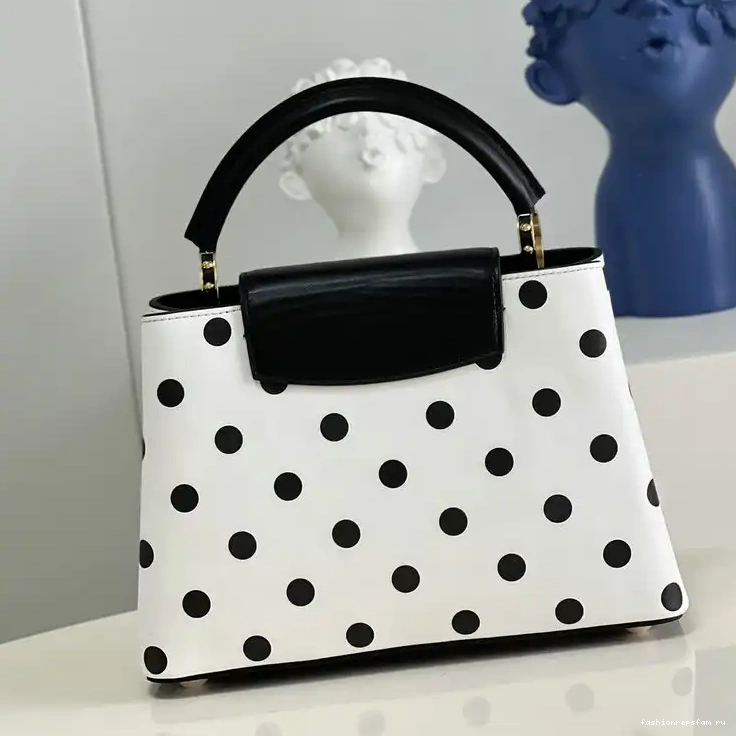 Fashionrepsfam ru Bag 2204YA0094 LV 0701